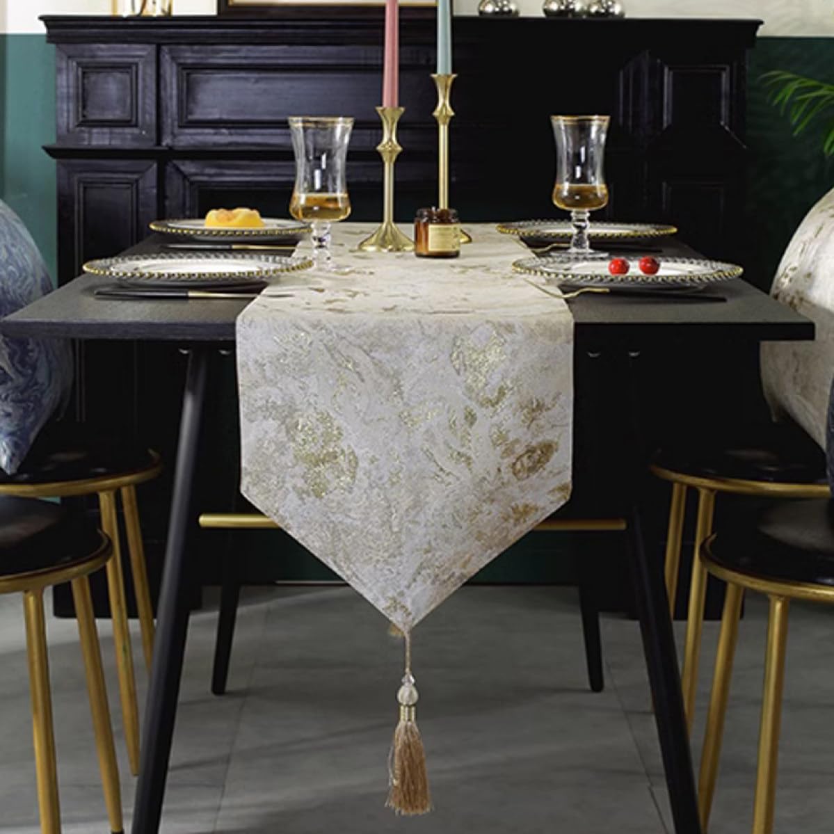 Amazon｜VUQSW テーブルセンター 32*220cm メタリック レース ビニール